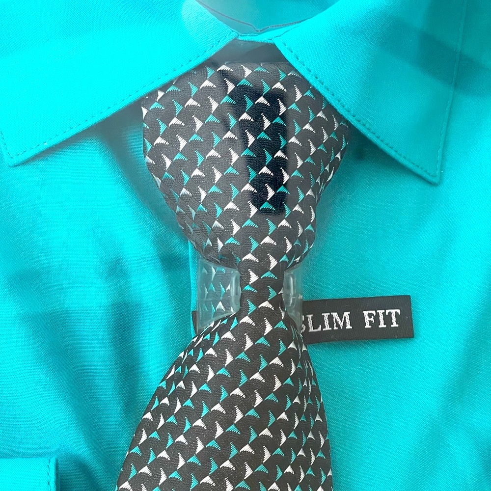 New, never opened. Men’s button-up shirt teal, large 16-16.5, slim fit with tie.